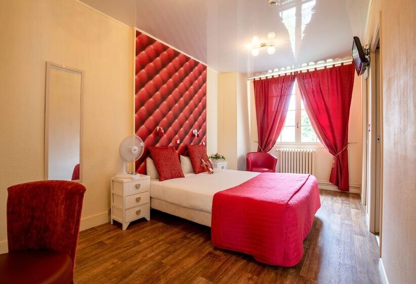 Отель Logis Hôtel Restaurant L Essille