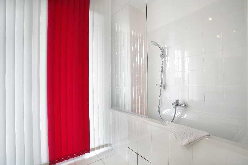 Inter Hotel Le Grillon D'or