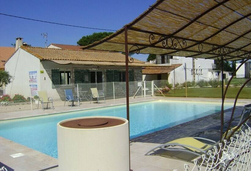 Отель Hôtel Des Granges