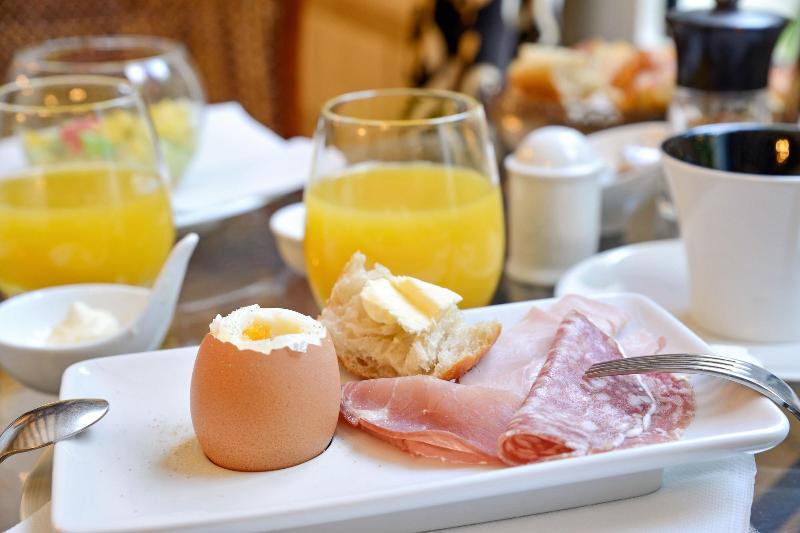 Logis Hotel Restaurant Le Cheval Blanc