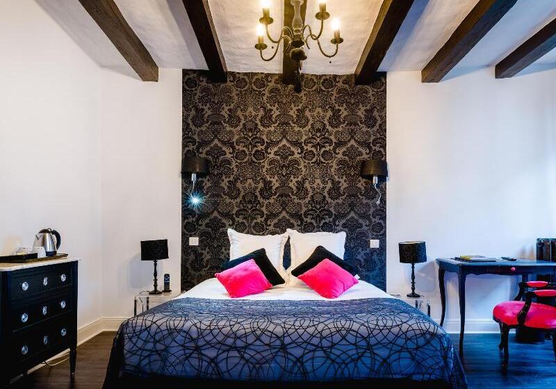 Logis Hotel Restaurant Le Cheval Blanc