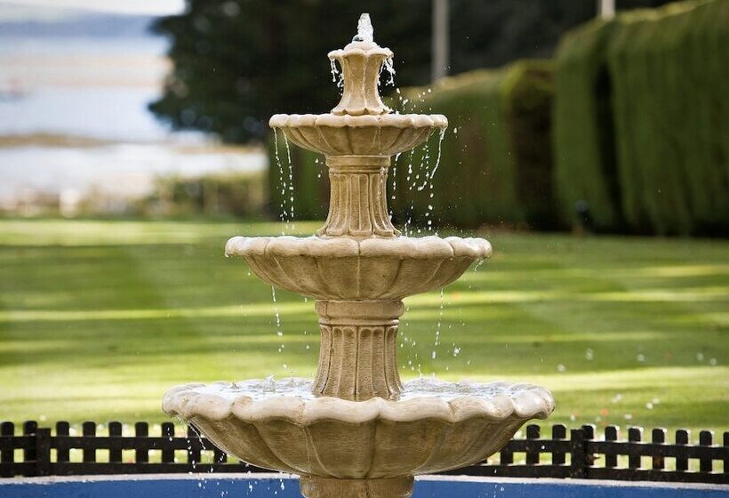 渡假胜地 Macdonald Elmers Court