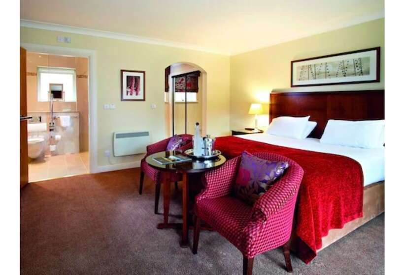 渡假胜地 Macdonald Elmers Court