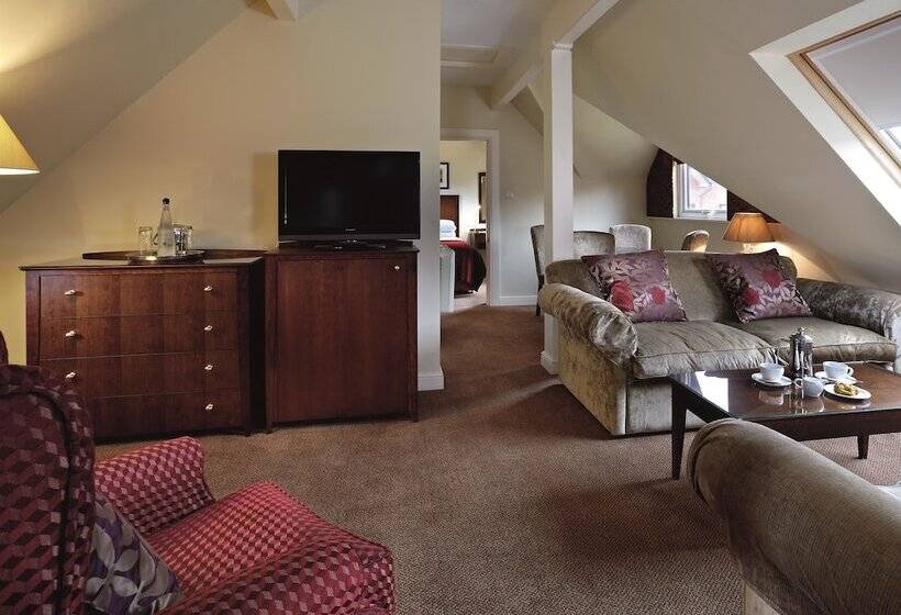 渡假胜地 Macdonald Elmers Court