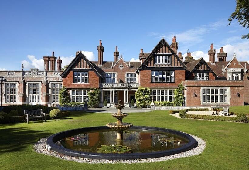 渡假胜地 Macdonald Elmers Court