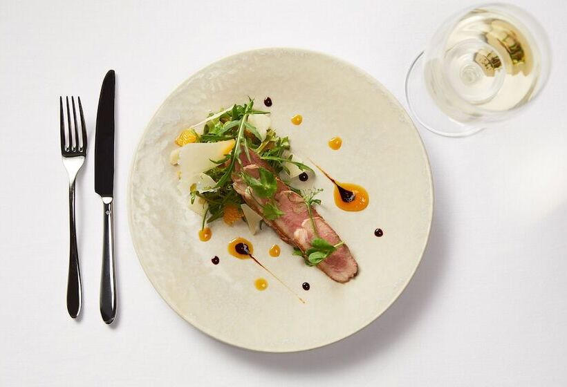 渡假胜地 Macdonald Elmers Court