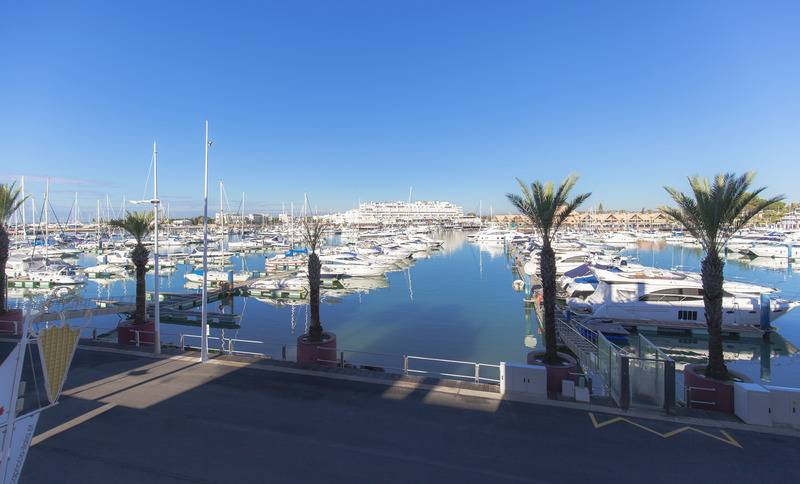 Marina Plaza By Garvetur