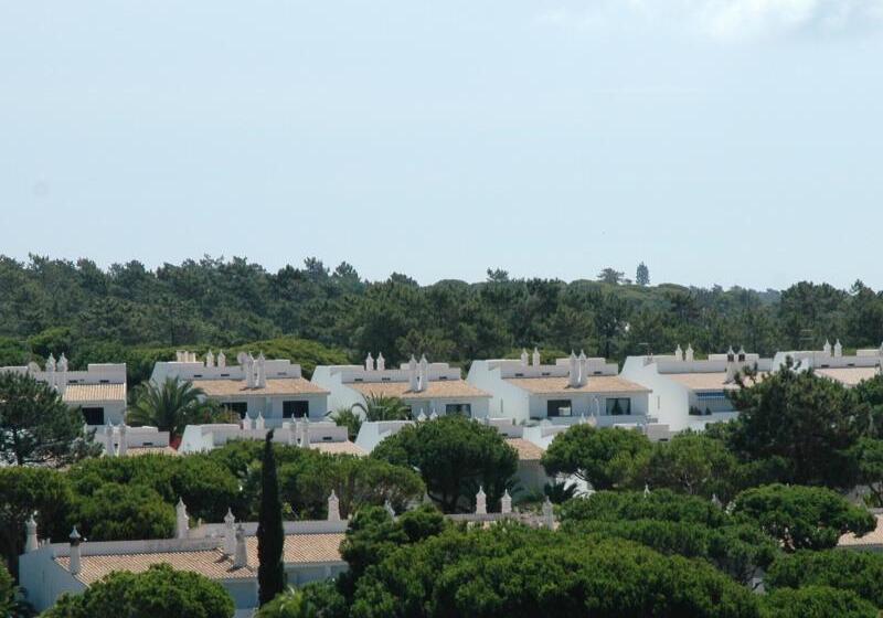 Vale Do Garrao Villas