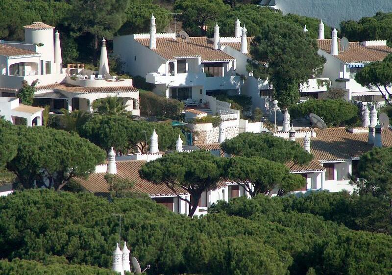 Vale Do Garrao Villas