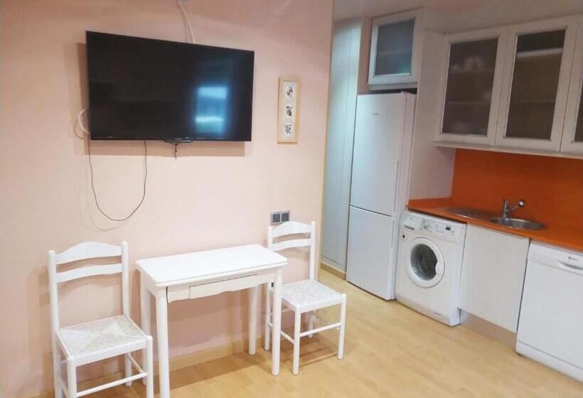 Apartamentos Estival 3000