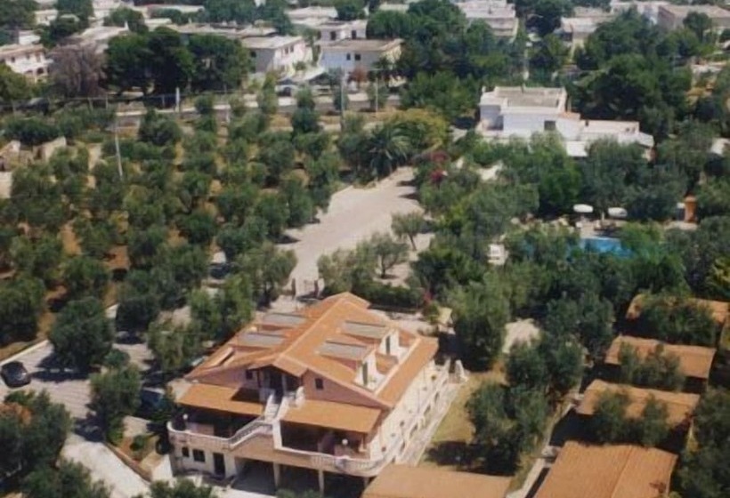 בית מלון כפרי Albergo Il Giardino