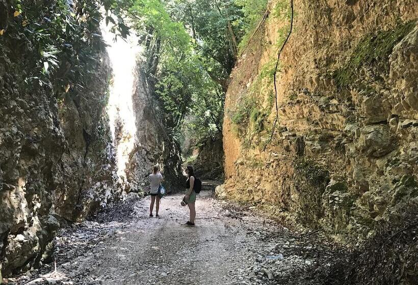 בית מלון כפרי Albergo Il Giardino