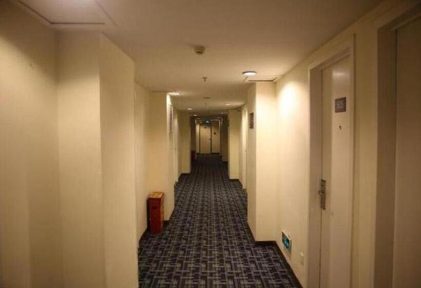 هتل 7 Days Inn Ningbo Xiangshan Renmin Plaza Branch