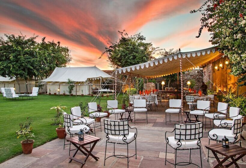 Отель Ramthara Fort