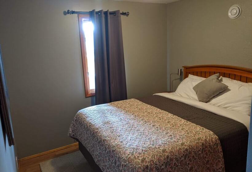 فندق Sheep Mountain Lodge