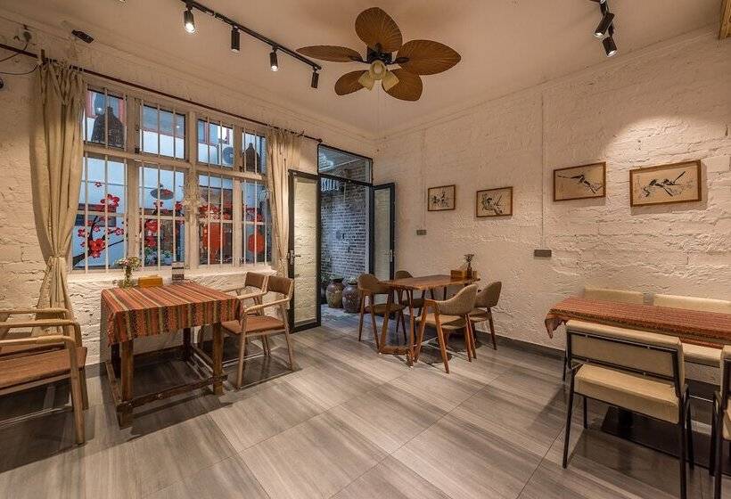 Отель Yangshuo Autumn Inn