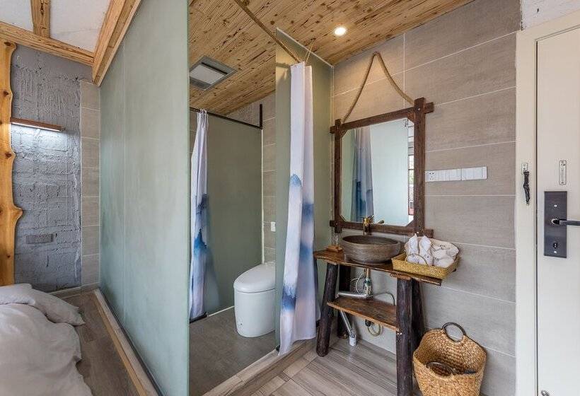 Отель Yangshuo Autumn Inn