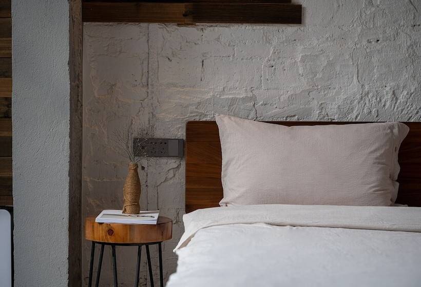 Отель Yangshuo Autumn Inn