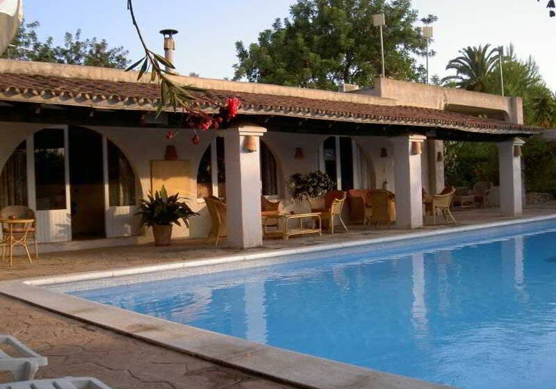 Can Vistabella Boutique Resort