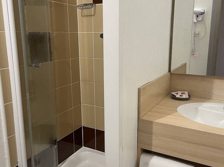 בית מלון כפרי Acadie Saint Victor   Hôtel Restaurant   Face Mer   Chatelaillon Plage