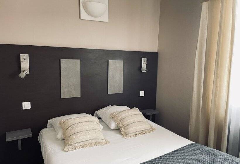 בית מלון כפרי Acadie Saint Victor   Hôtel Restaurant   Face Mer   Chatelaillon Plage