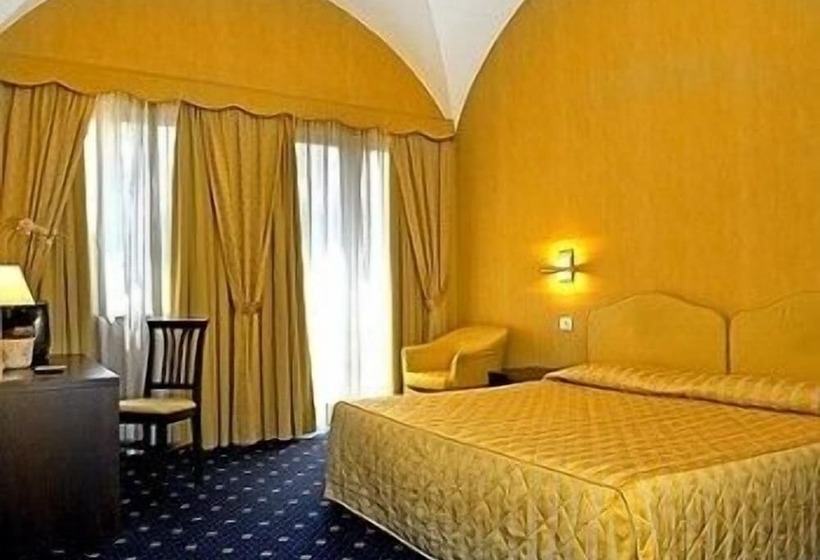Отель Albergo Ristorante Della Torre