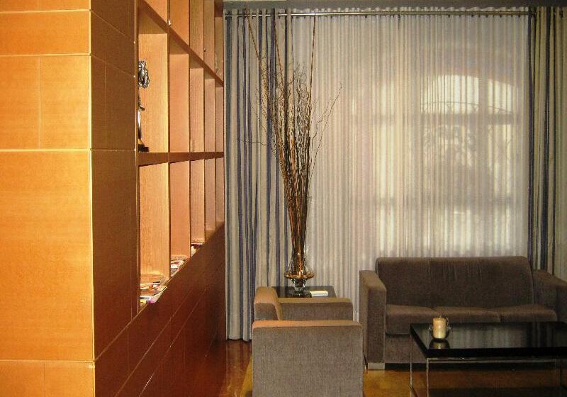 בית מלון כפרי Aroi Bierzo Plaza