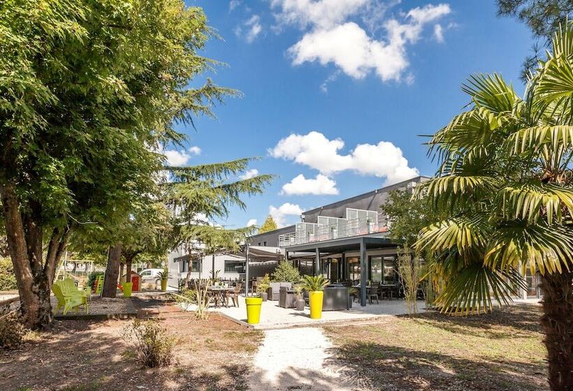 Logis Hotel Restaurant & Spa Au Comte D Ornon