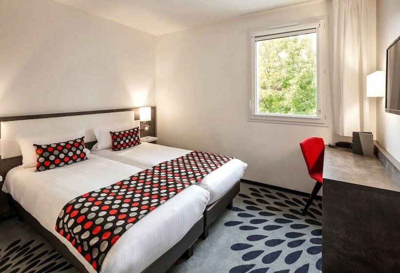 Logis Hotel Restaurant & Spa Au Comte D Ornon