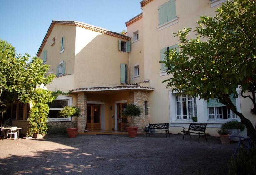 ホテル Auberge de l'Escargot d'Or