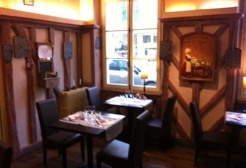 בית מלון כפרי Auberge Du Cheval Blanc