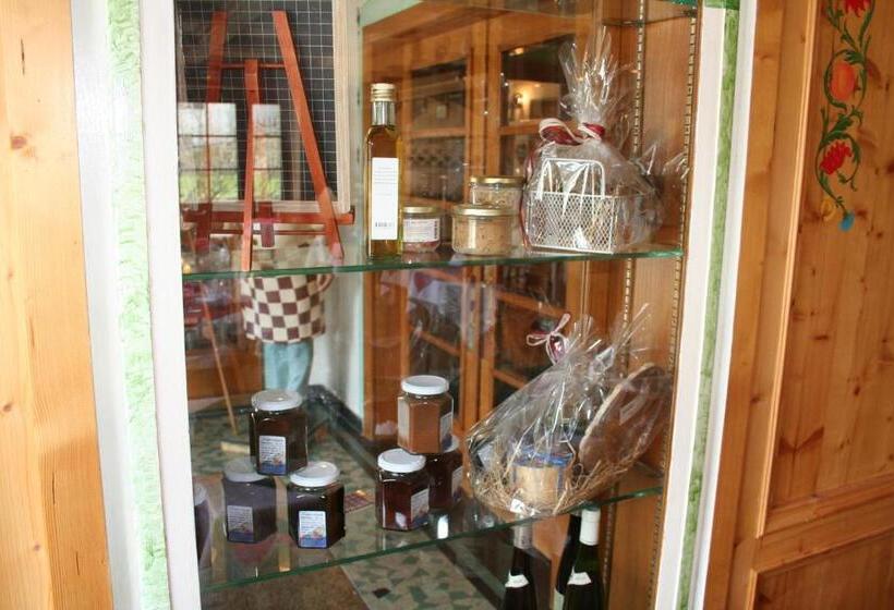 Отель Auberge Du Lac