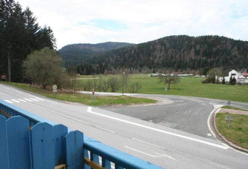 Отель Auberge Du Lac