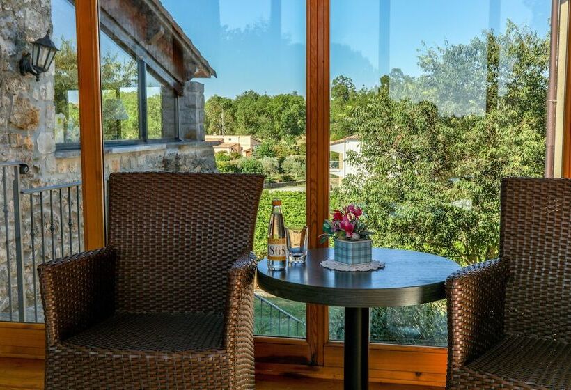 Logis Auberge Les Murets Hotel Restaurant Spa