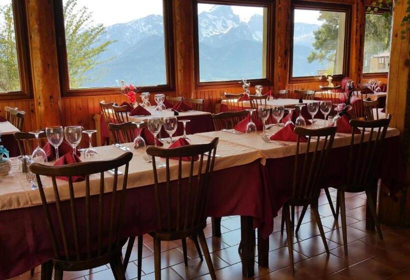 فندق Boustigue Hôtel   Restaurant