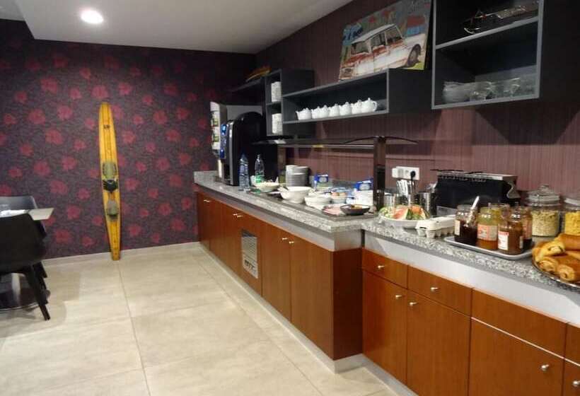 فندق Boutique Logis Hôtel Relais De Vincey