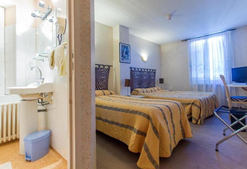 Отель A La Maison Hôtel Restaurant