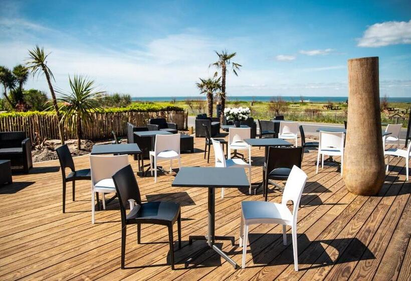 فندق Castel Moor