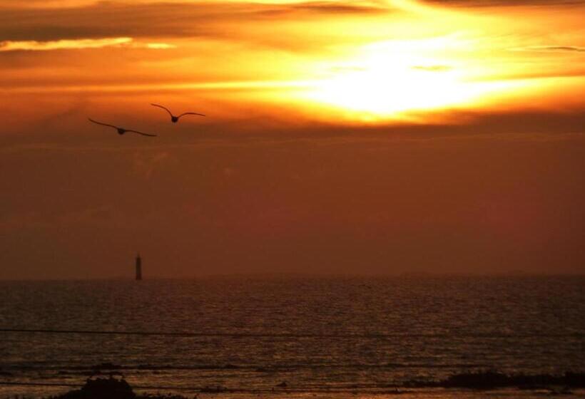 فندق Castel Moor