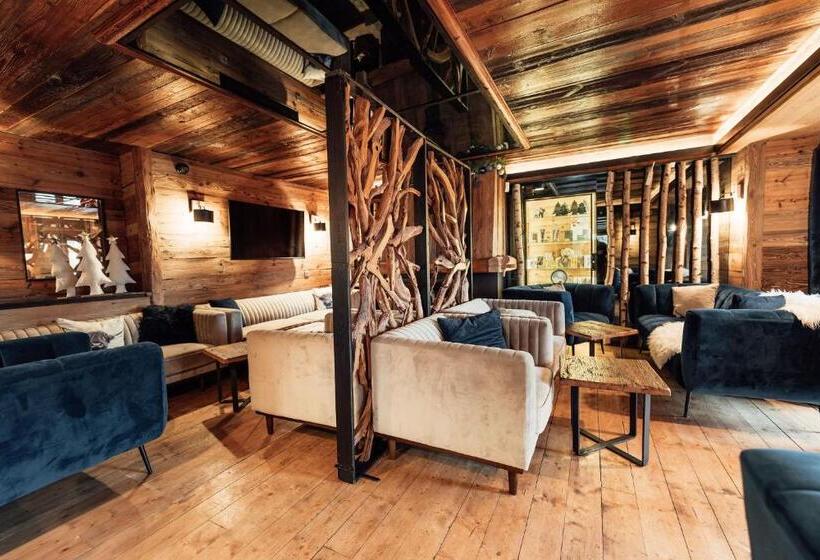 בית מלון כפרי Chalet Hôtel Du Mont Charvin & Spa