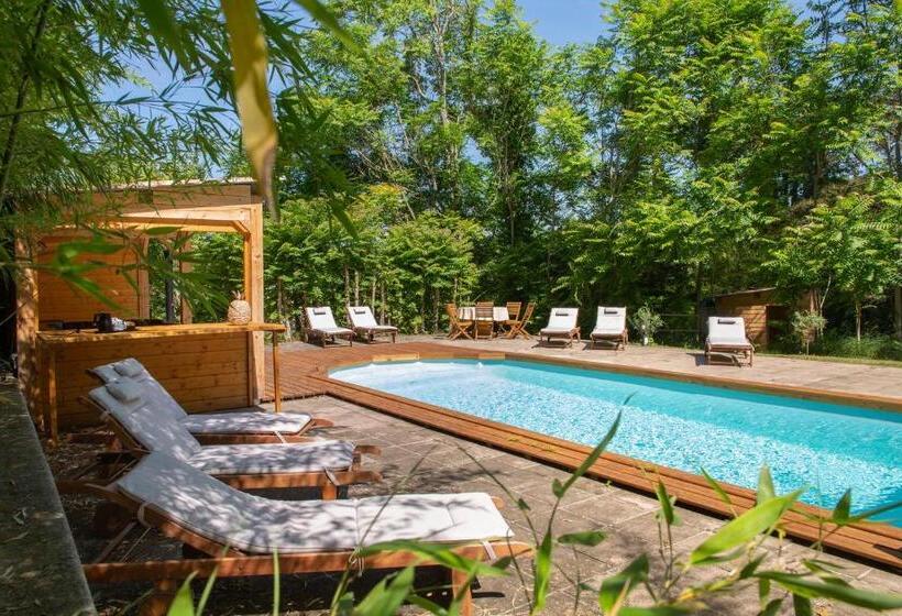 ホテル Chambre D Hôtes Au Jardin Des Saveurs