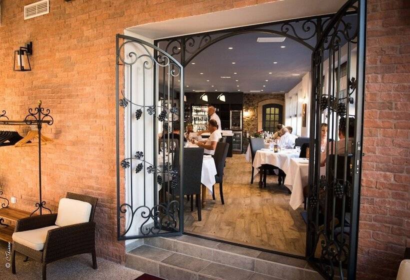 בית מלון כפרי Chez La Rose