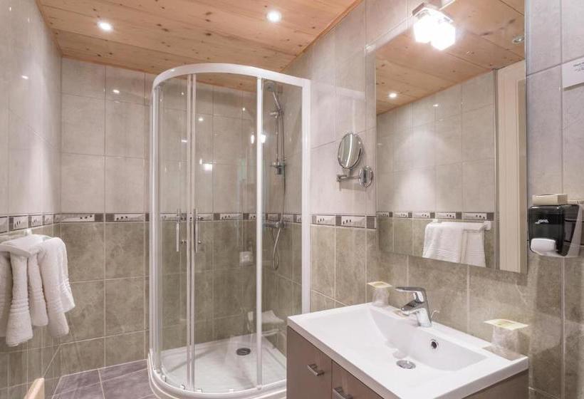 בית מלון כפרי Restaurant Collin