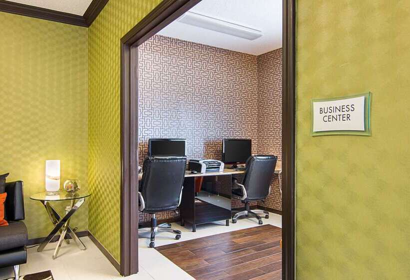 هتل Comfort Inn Camden