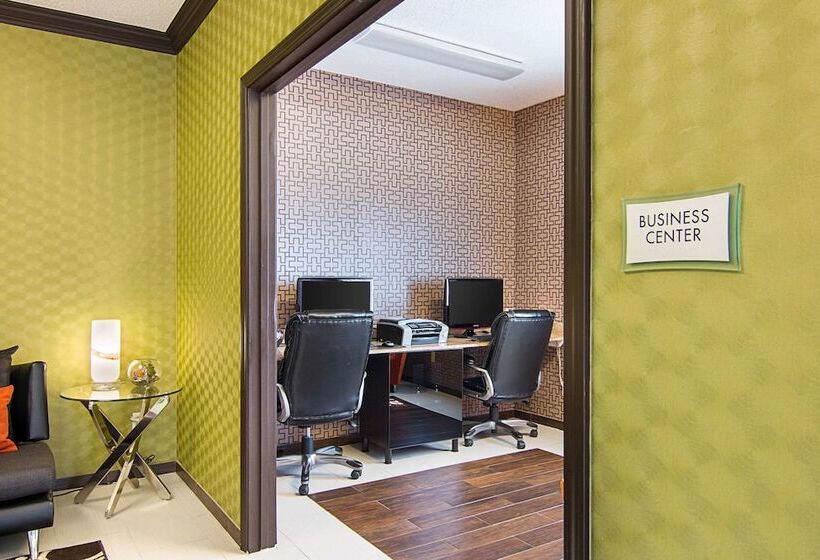 هتل Comfort Inn Camden