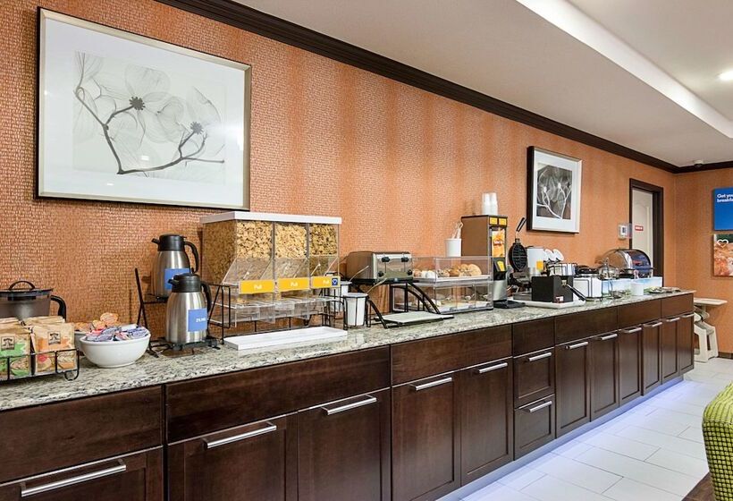 هتل Comfort Inn Camden