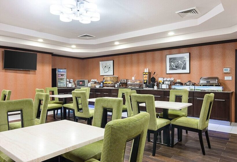 هتل Comfort Inn Camden