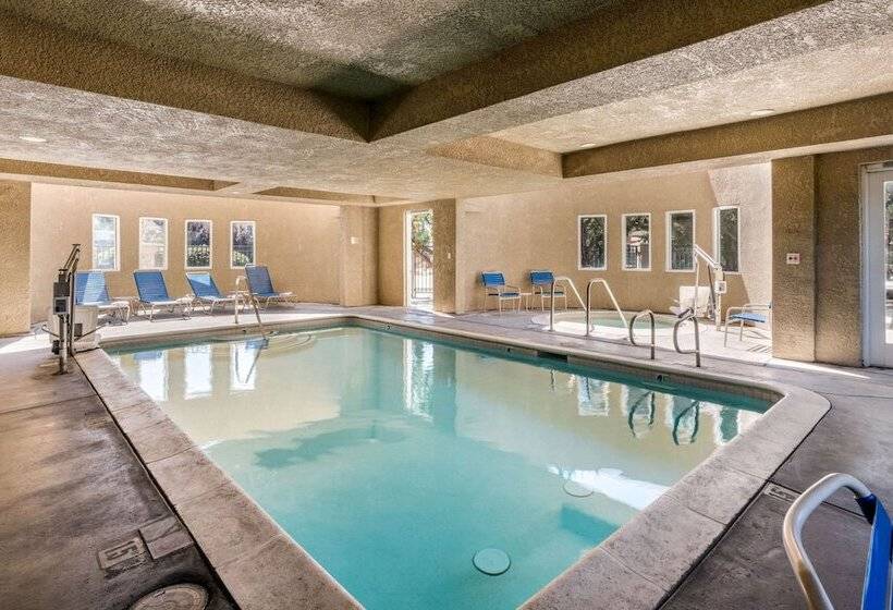 فندق Comfort Inn Lathrop Stockton Airport