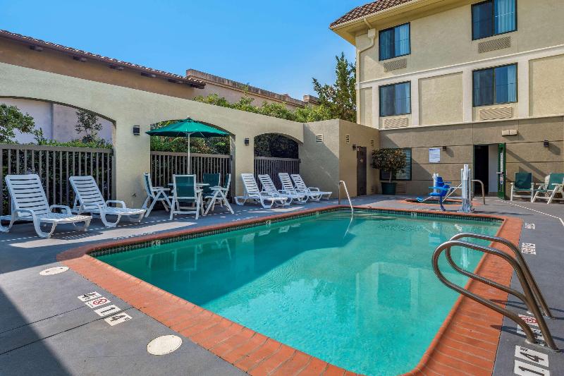 ホテル Comfort Inn South San Jose  Morgan Hill