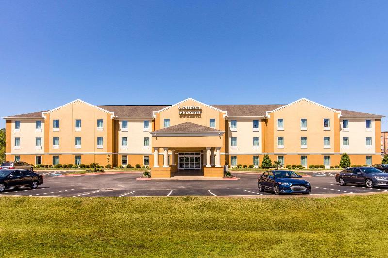 فندق Comfort Inn & Suites Bryant   Benton